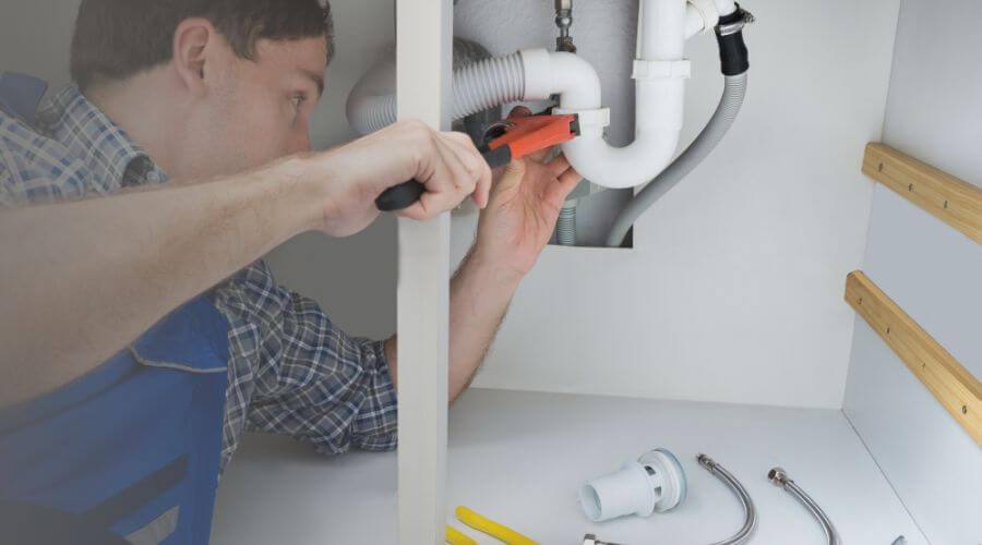 Expert burst pipe repair services in Bryan, OH